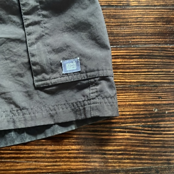 Vintage Y2K Nike ACG Shorts Size Large - Picture 2 of 5